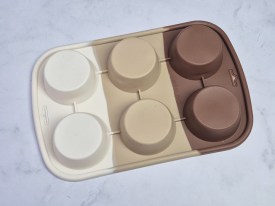 Molde silicona tricolor marron 6 muffins